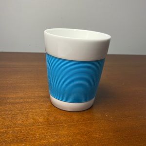 Bodum hot cup with silicone sleeve
